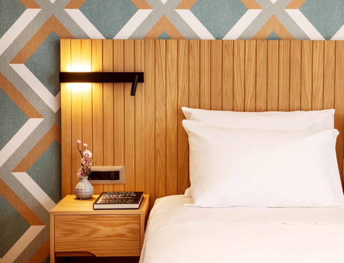 Days City Suites Athens Ngoại thất bức ảnh