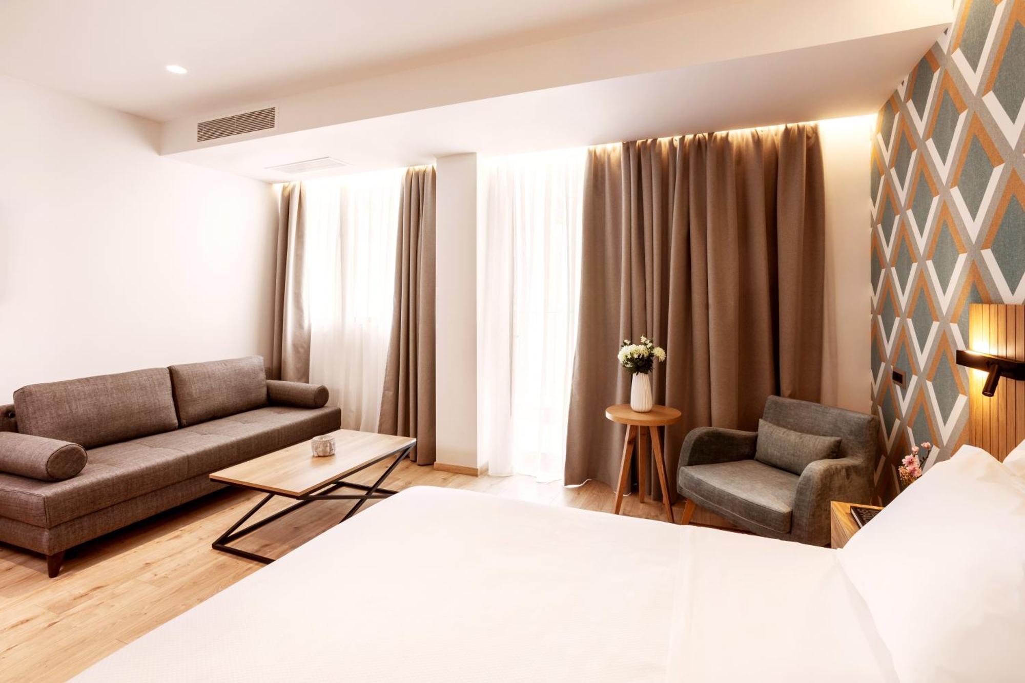 Days City Suites Athens Ngoại thất bức ảnh