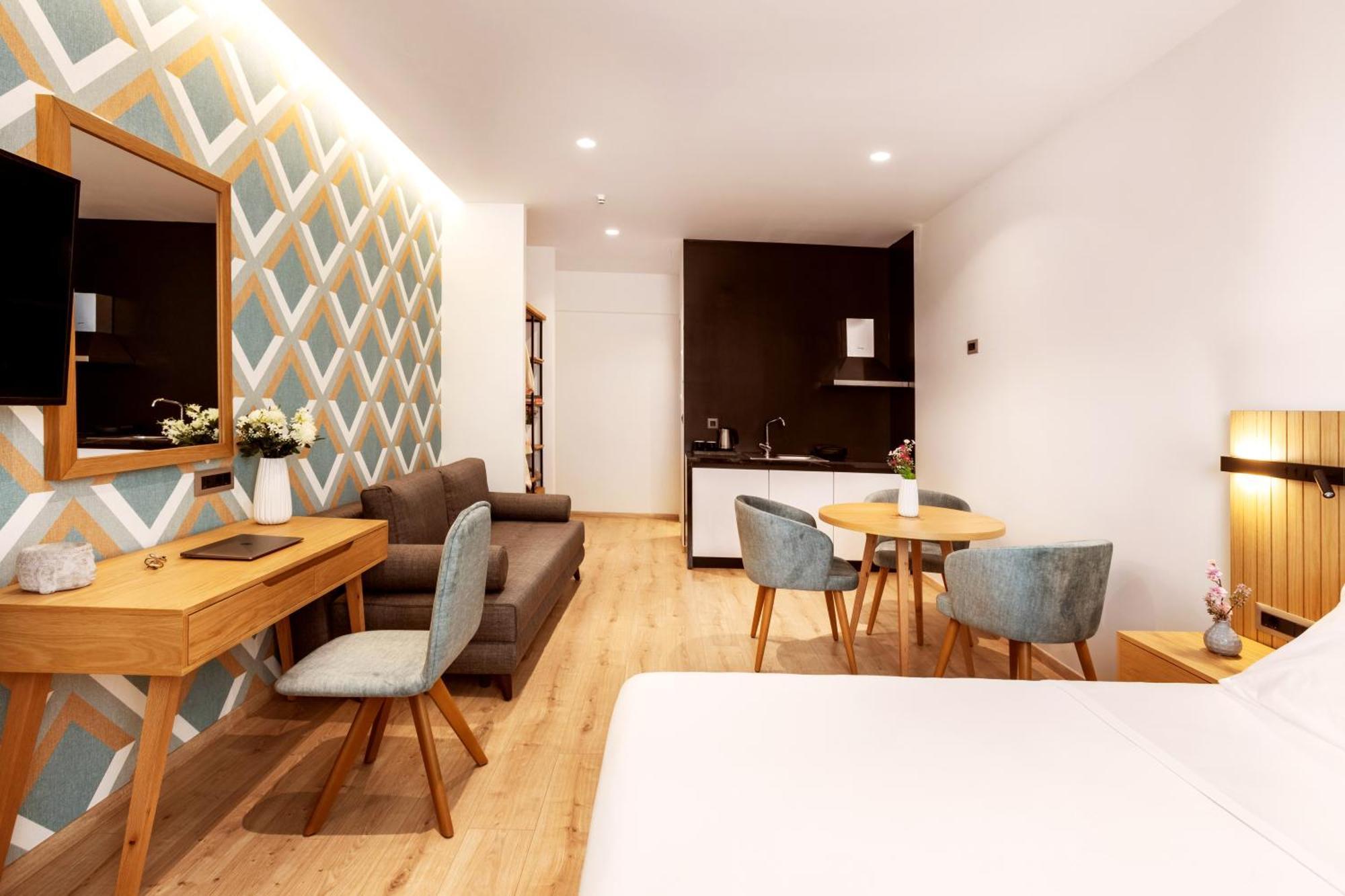 Days City Suites Athens Ngoại thất bức ảnh